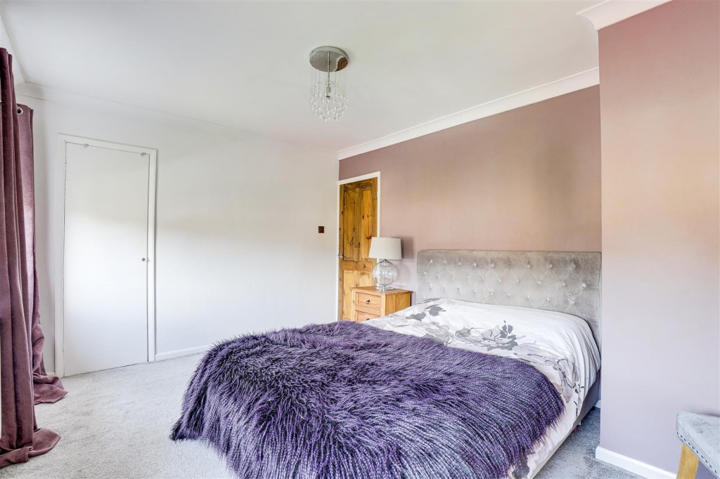 Lime Tree Road, Hucknall, Nottinghamshire, NG15 6AS