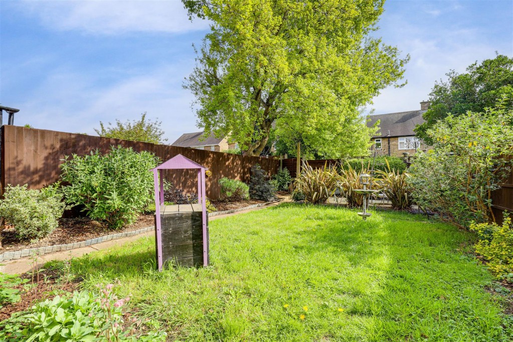 Lime Tree Road, Hucknall, Nottinghamshire, NG15 6AS