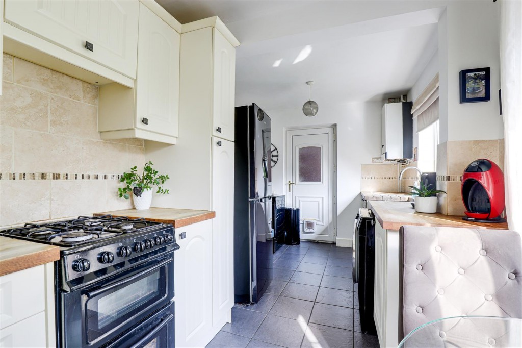 Lime Tree Road, Hucknall, Nottinghamshire, NG15 6AS
