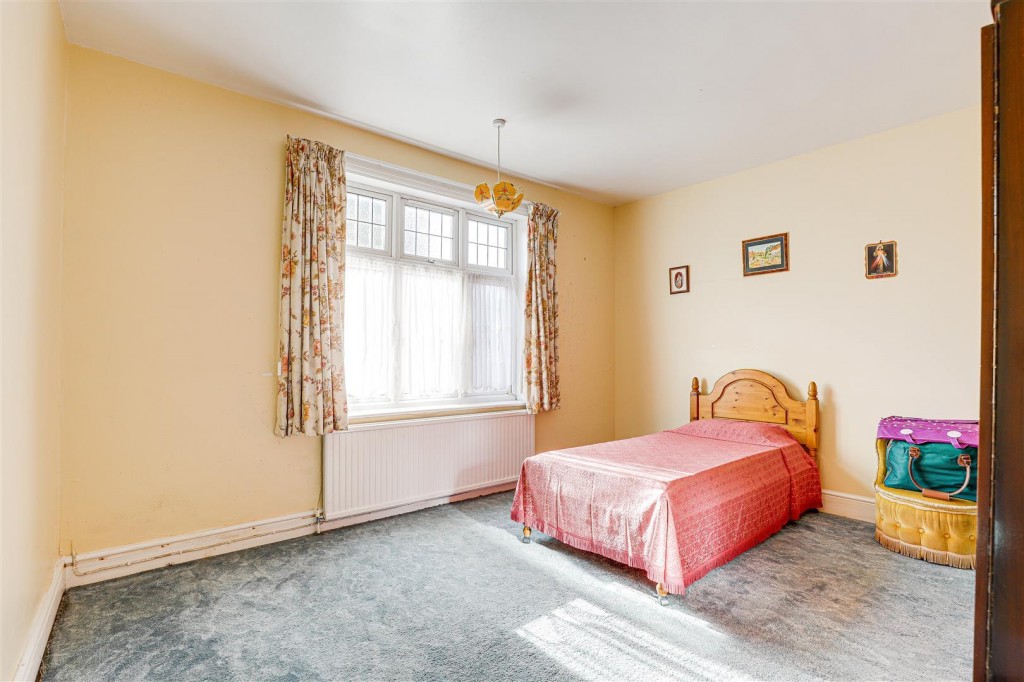 Radcliffe Road, West Bridgford, Nottinghamshire, NG2 5HD