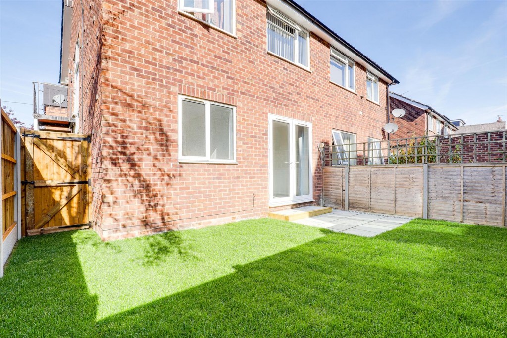 Lady Bay Road, West Bridgford, Nottingham, NG2 5BJ