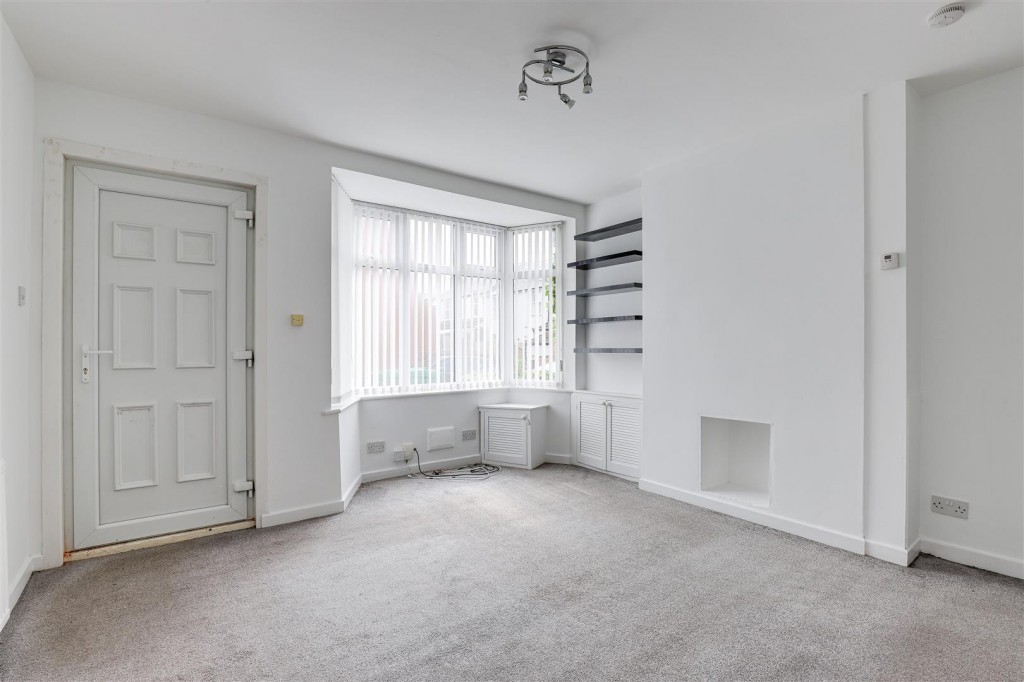 Chelmsford Road, Basford, Nottinghamshire, NG7 7EJ