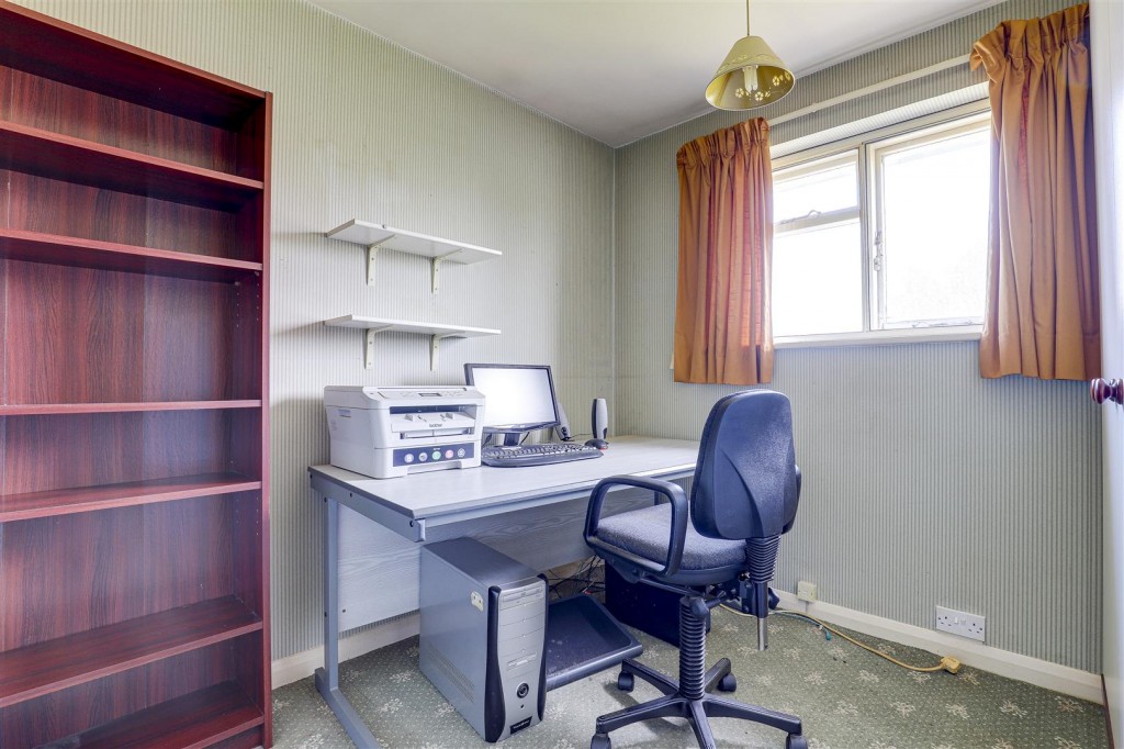 Coppice Road, Arnold, Nottinghamshire, NG5 7HH