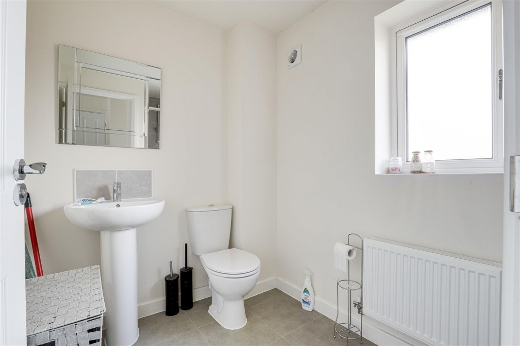 Horsley Lane, Gedling, Nottinghamshire, NG4 4LP