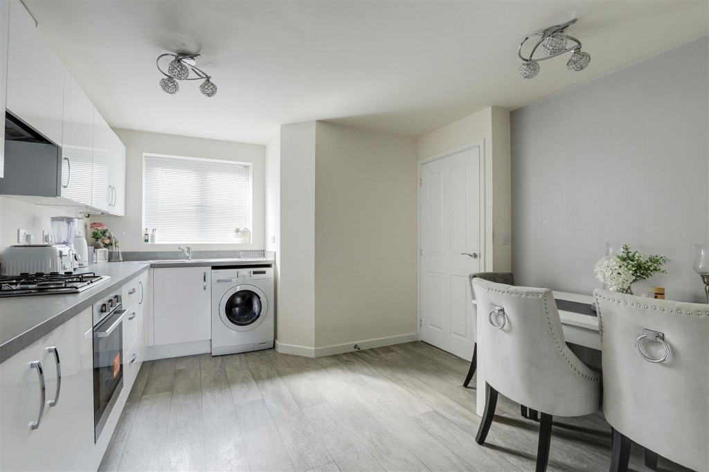 Horsley Lane, Gedling, Nottinghamshire, NG4 4LP