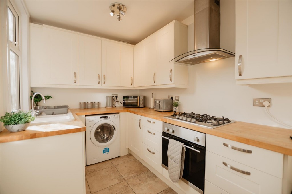 Haydn Avenue, Sherwood, Nottinghamshire, NG5 2LH