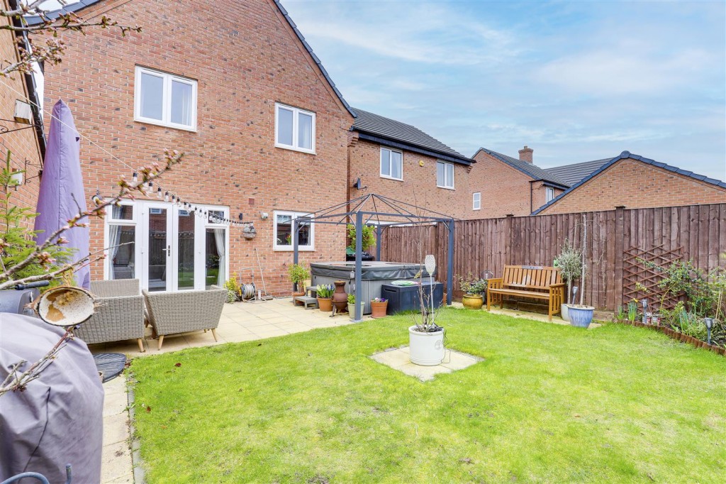 Hartland Drive, Mapperley, Nottinghamshire, NG3 5UZ