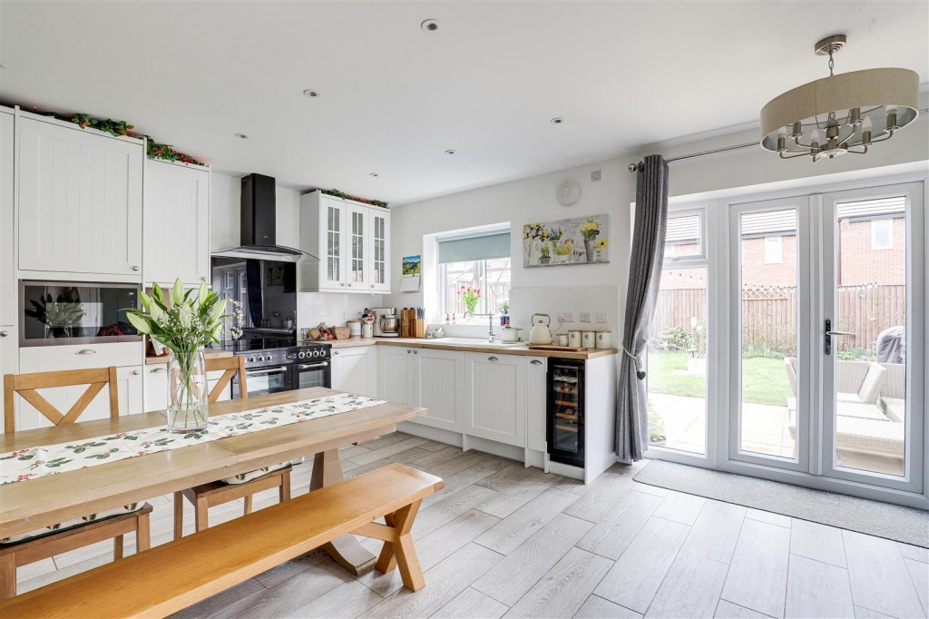 Hartland Drive, Mapperley, Nottinghamshire, NG3 5UZ