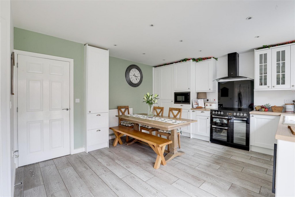 Hartland Drive, Mapperley, Nottinghamshire, NG3 5UZ