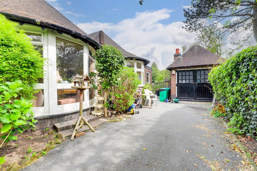 Edwards Lane, Sherwood, Nottinghamshire, NG5 3HU