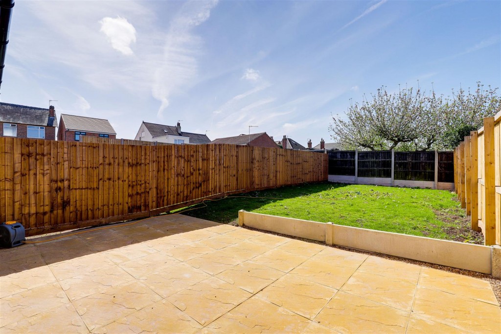 Carmel Gardens, Arnold, Nottinghamshire, NG5 6LW