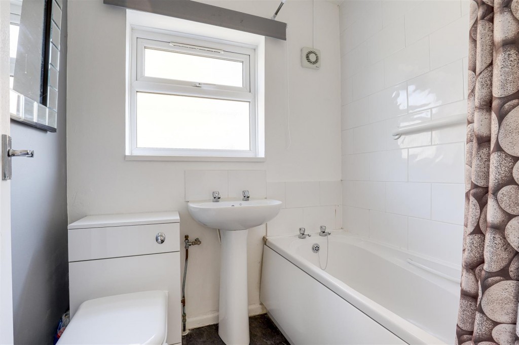 Lady Bay Road, West Bridgford, Nottinghamshire, NG2 5BJ