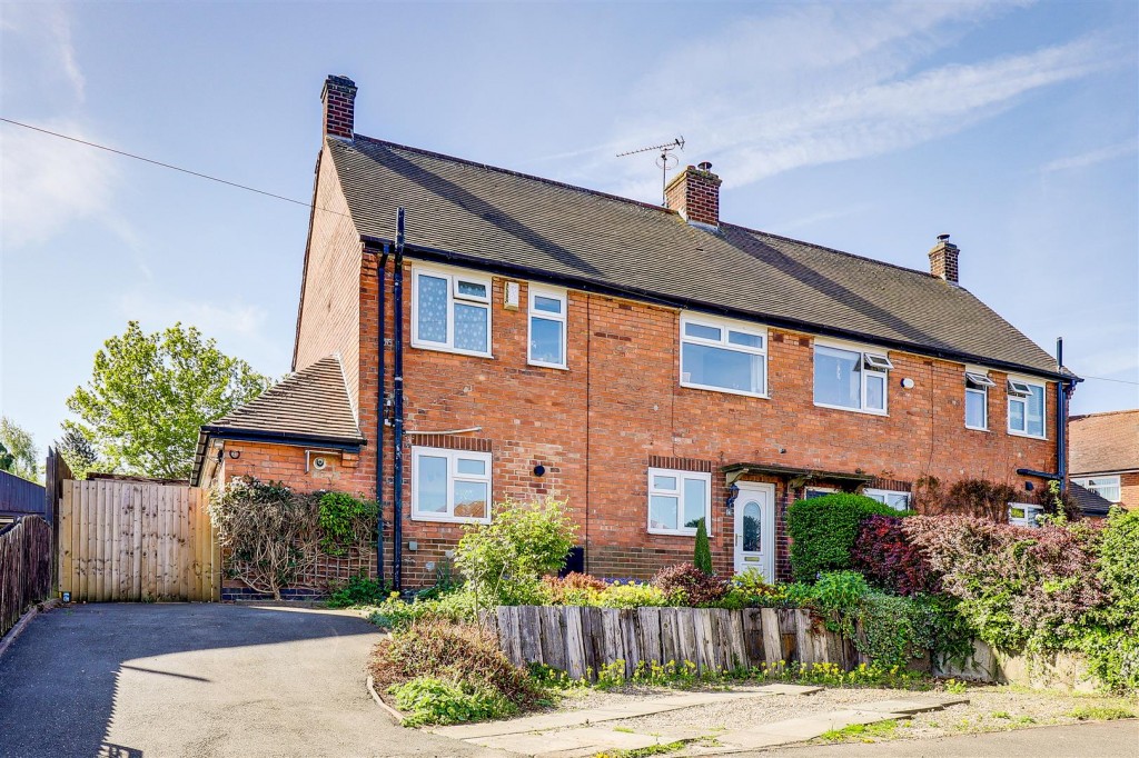 Cromwell Crescent, Lambley, Nottinghamshire, NG4 4PJ