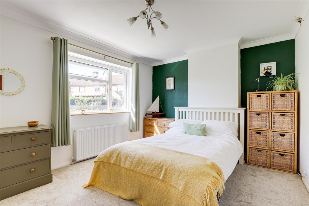 Cromwell Crescent, Lambley, Nottinghamshire, NG4 4PJ