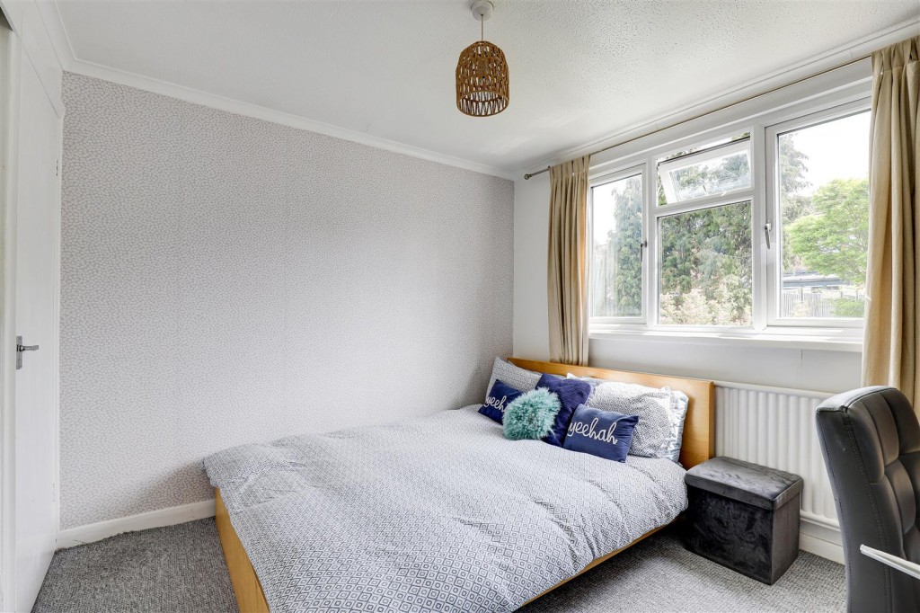 Darlton Drive, Arnold, Nottinghamshire, NG5 7LX