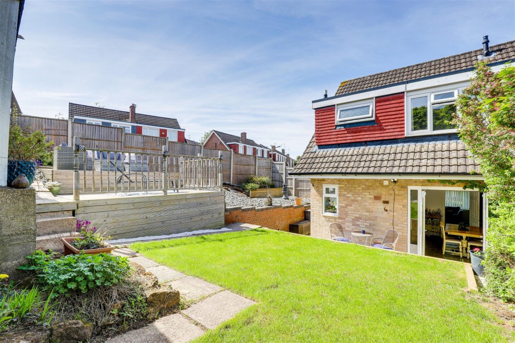 Darlton Drive, Arnold, Nottinghamshire, NG5 7LX