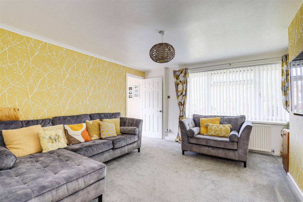 Darlton Drive, Arnold, Nottinghamshire, NG5 7LX