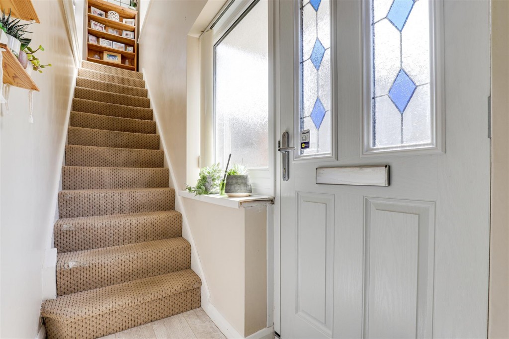 Darlton Drive, Arnold, Nottinghamshire, NG5 7LX