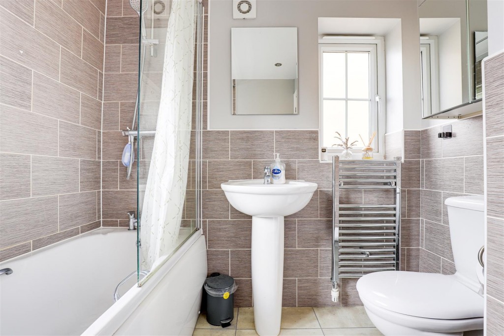 Perkins Way, Beeston, Nottinghamshire, NG9 5JD