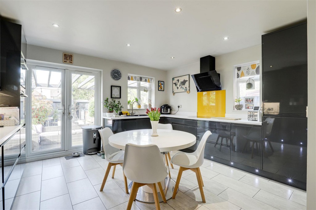 Roosevelt Avenue, Long Eaton, Derbyshire, NG10 3GE