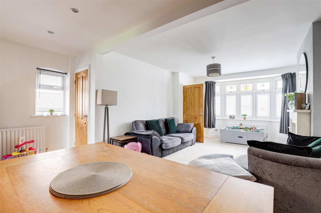 Langley Avenue, Arnold, Nottinghamshire, NG5 6NN