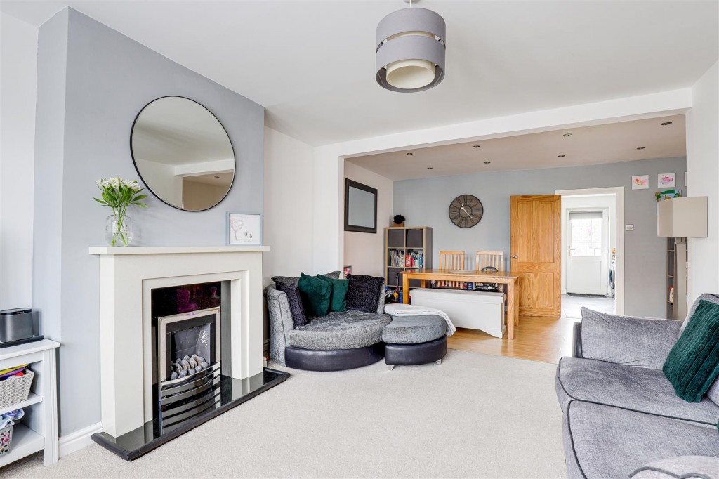Langley Avenue, Arnold, Nottinghamshire, NG5 6NN