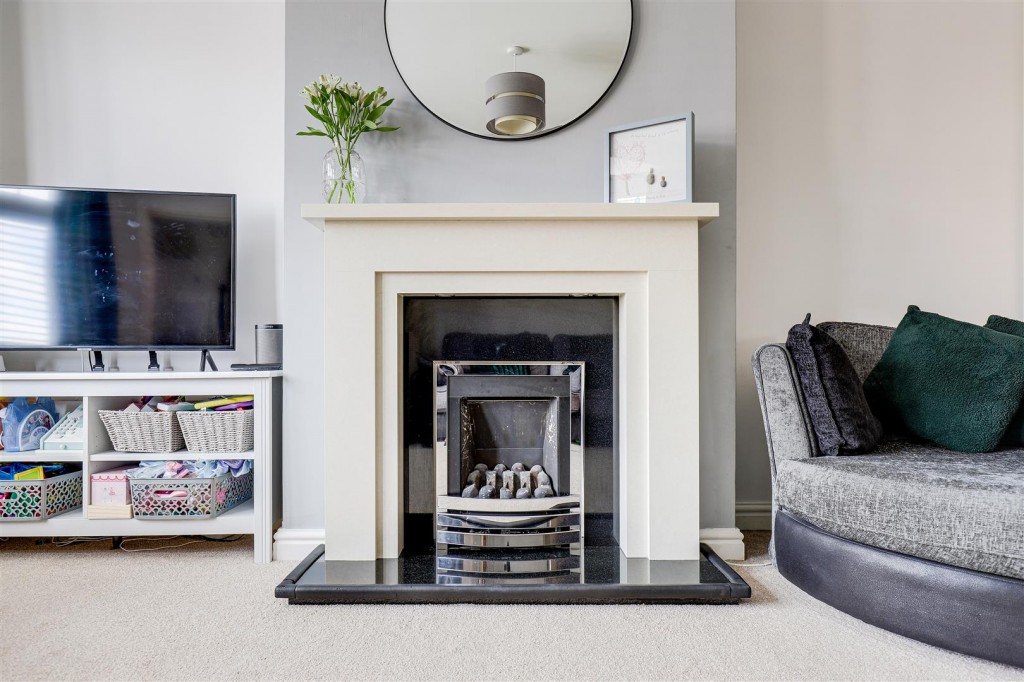 Langley Avenue, Arnold, Nottinghamshire, NG5 6NN