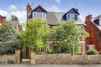 Leslie Road, Forest Fields, Nottinghamshire, NG7 6PD