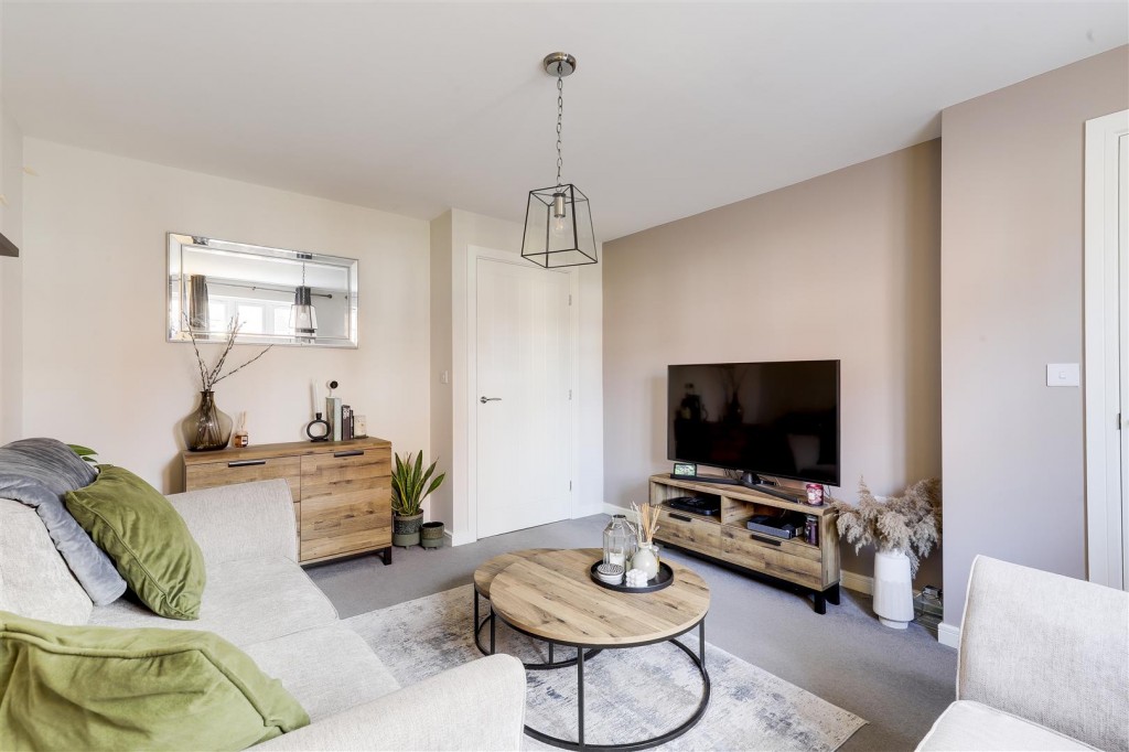 Bass Close, Linby, Nottinghamshire, NG15 8JW