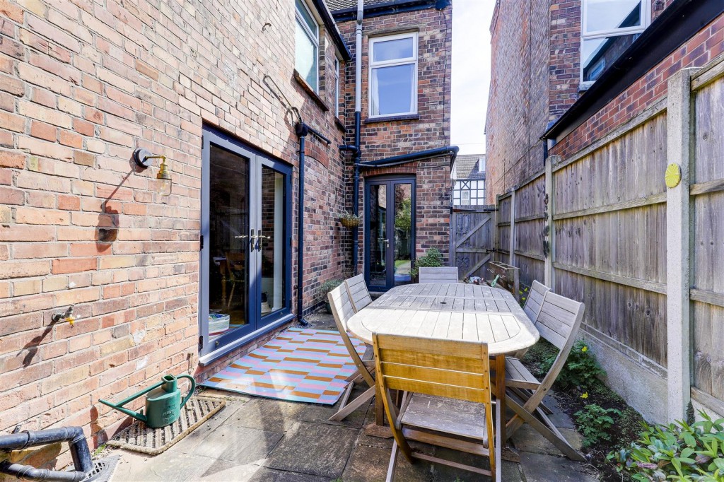 Bingham Road, Sherwood, Nottingham, NG5 2EP