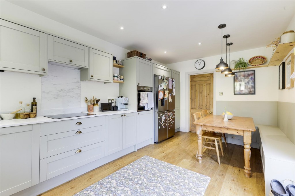 Bingham Road, Sherwood, Nottingham, NG5 2EP
