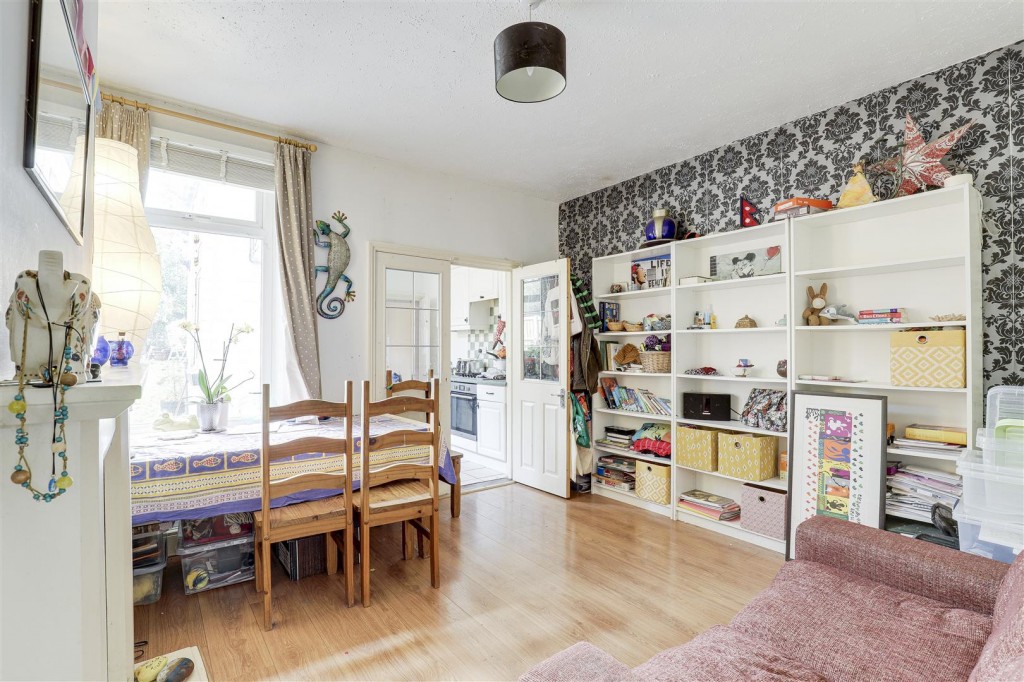 Ena Avenue, Sneinton, Nottinghamshire, NG2 4NB