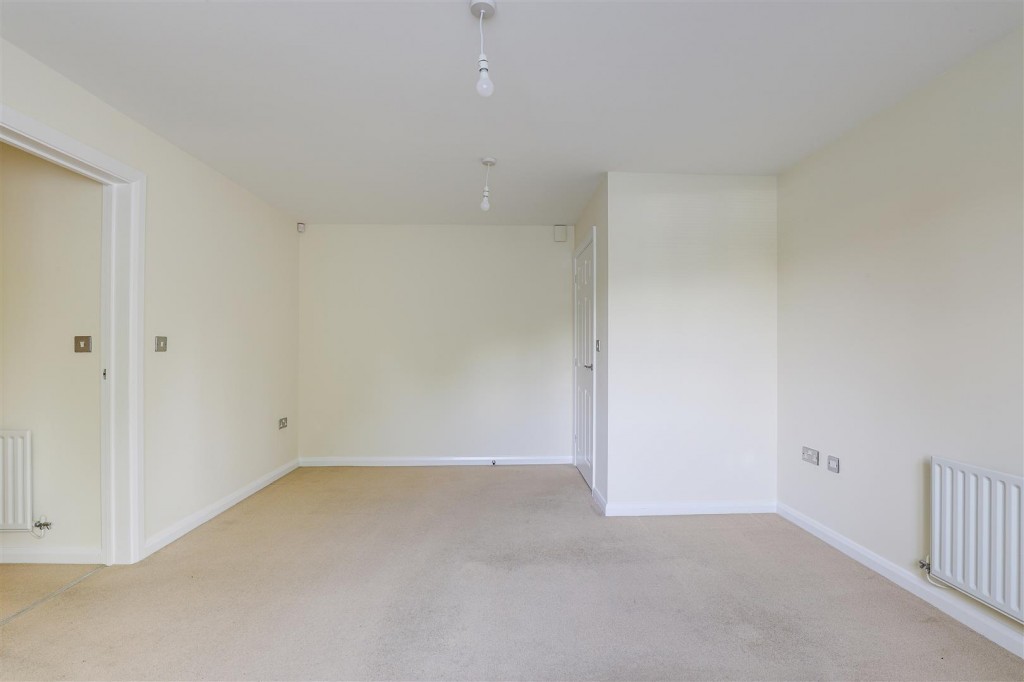 73 Radcliffe Road, West Bridgford, Nottingham, NG2 5HE