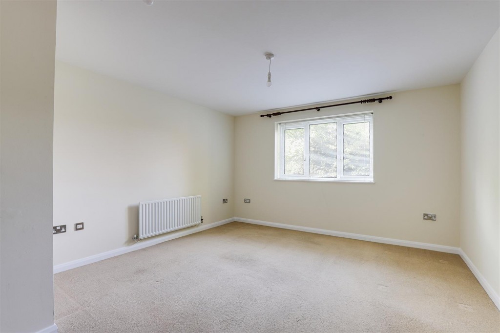 73 Radcliffe Road, West Bridgford, Nottingham, NG2 5HE