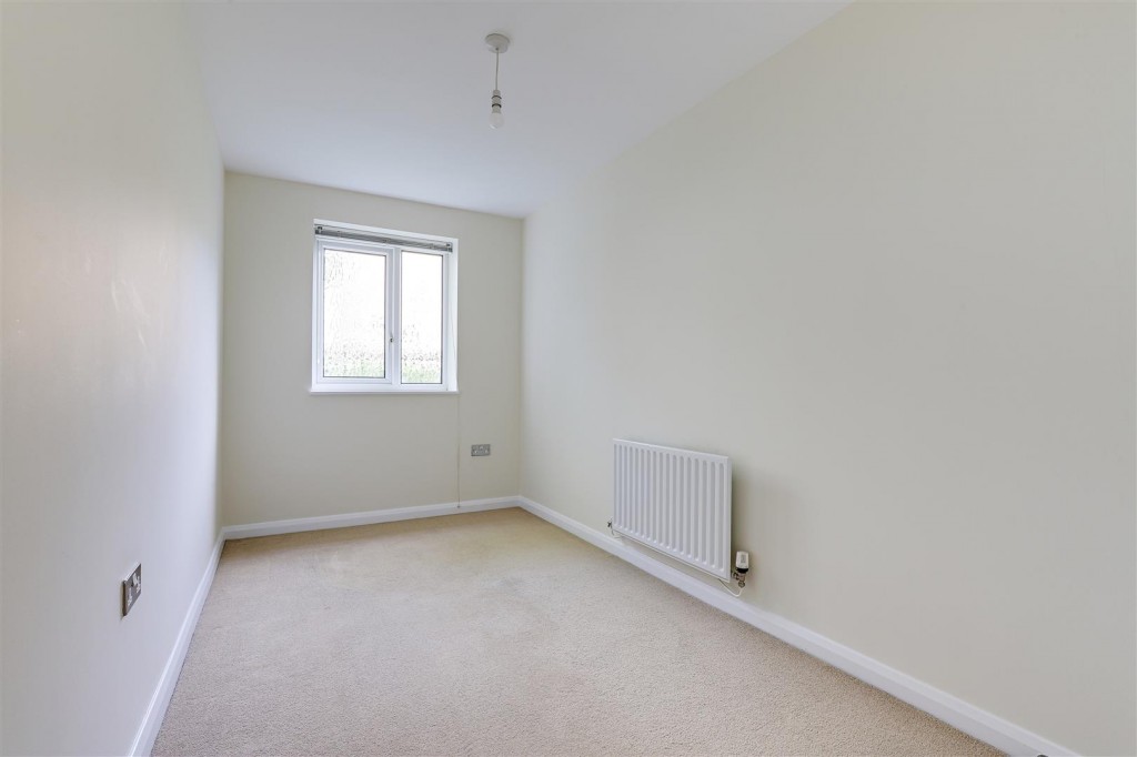 73 Radcliffe Road, West Bridgford, Nottingham, NG2 5HE