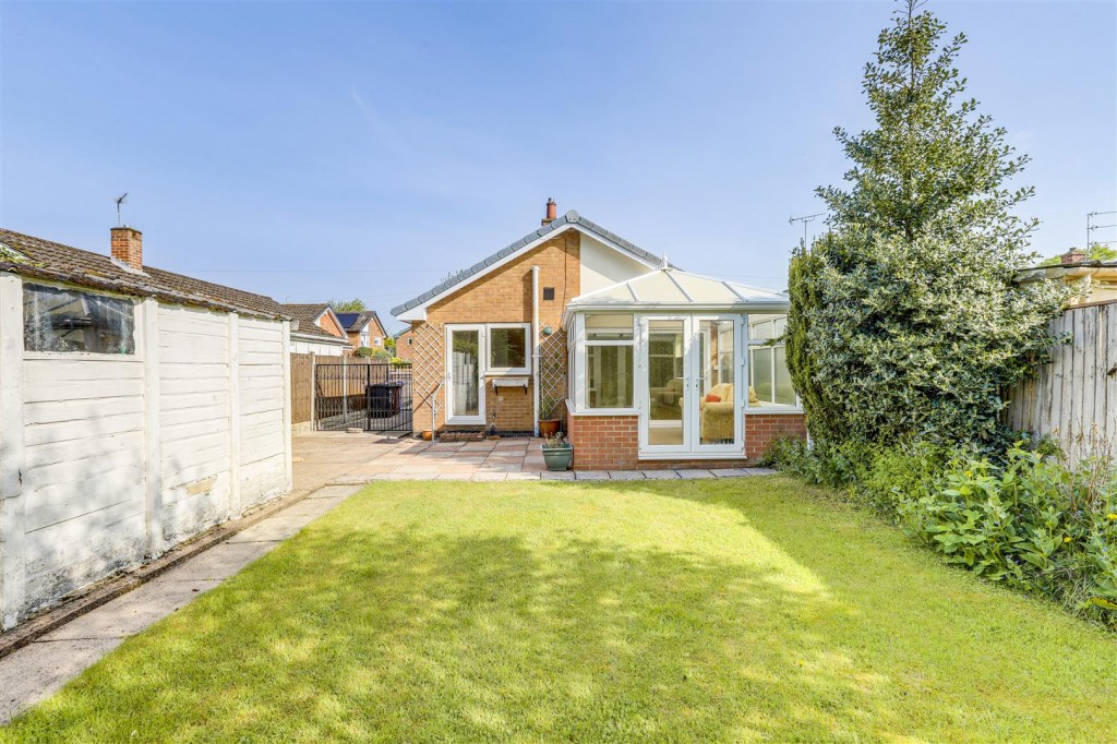 Vicarage Avenue, Ilkeston, Derbyshire, DE7 8QN