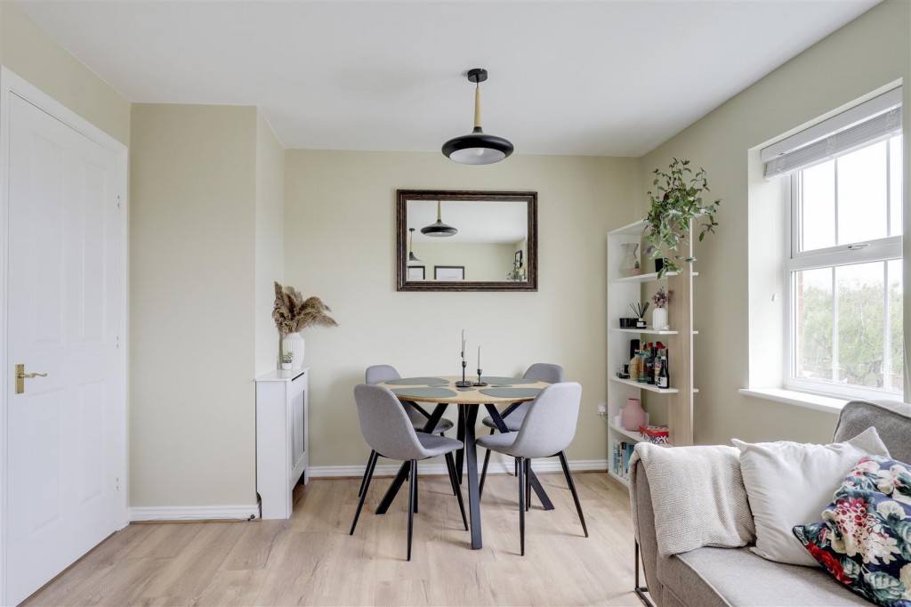 Gilbert Close, Bestwood, Nottinghamshire, NG5 5UR