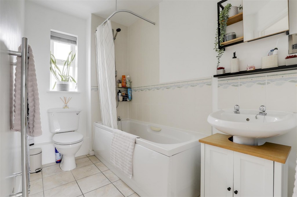 Gilbert Close, Bestwood, Nottinghamshire, NG5 5UR