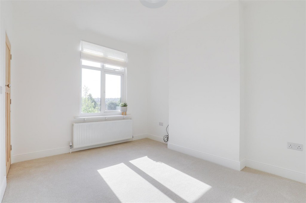 Cherry Close, Arnold, Nottinghamshire, NG5 8GS