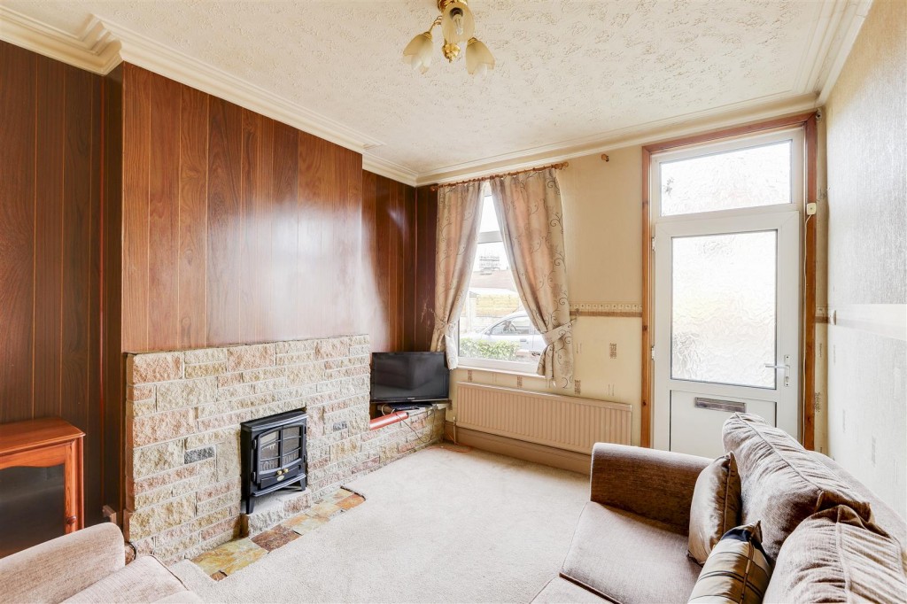 Station Road, Long Eaton, Derbyshire, NG10 2EE