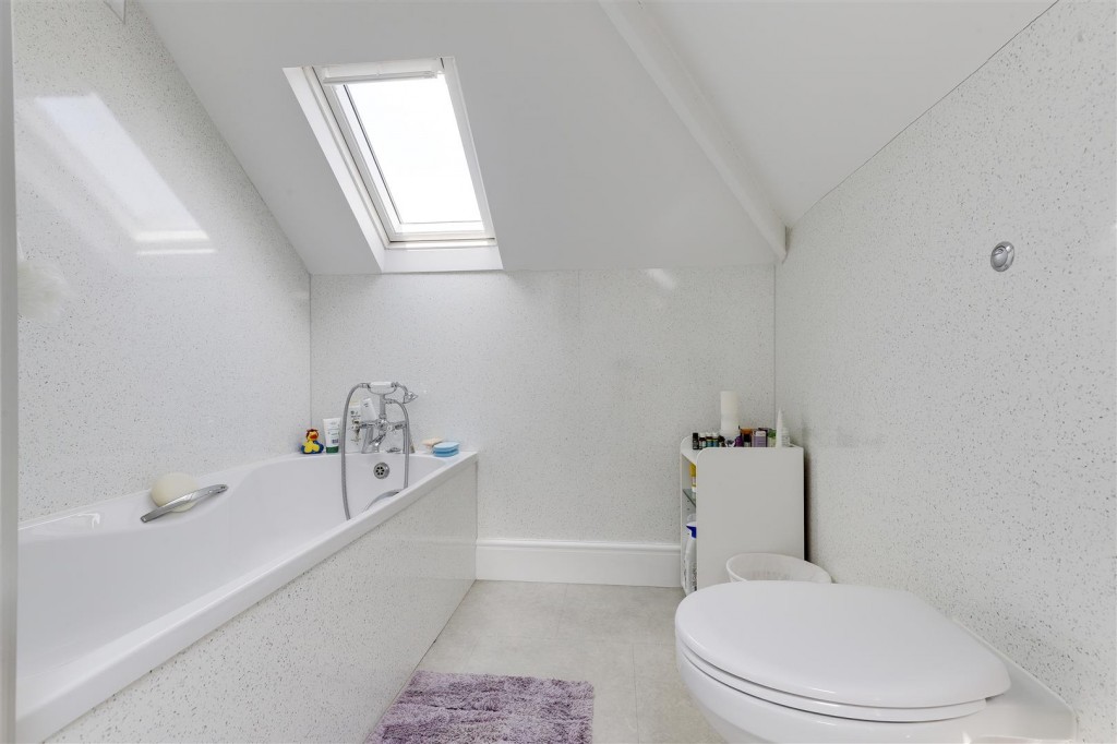 Wensley Road, Woodthorpe, Nottinghamshire, NG5 4JU