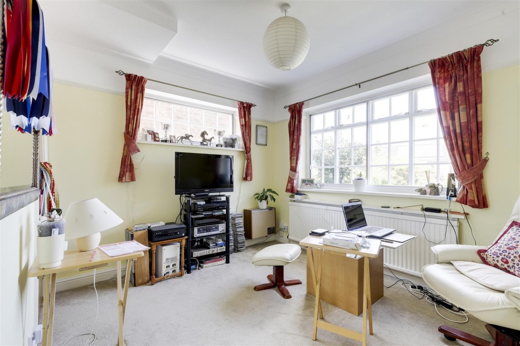 Wensley Road, Woodthorpe, Nottinghamshire, NG5 4JU