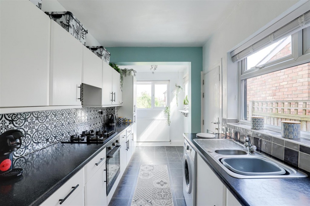 Clifton Road, Ruddington, Nottinghamshire, NG11 6DD