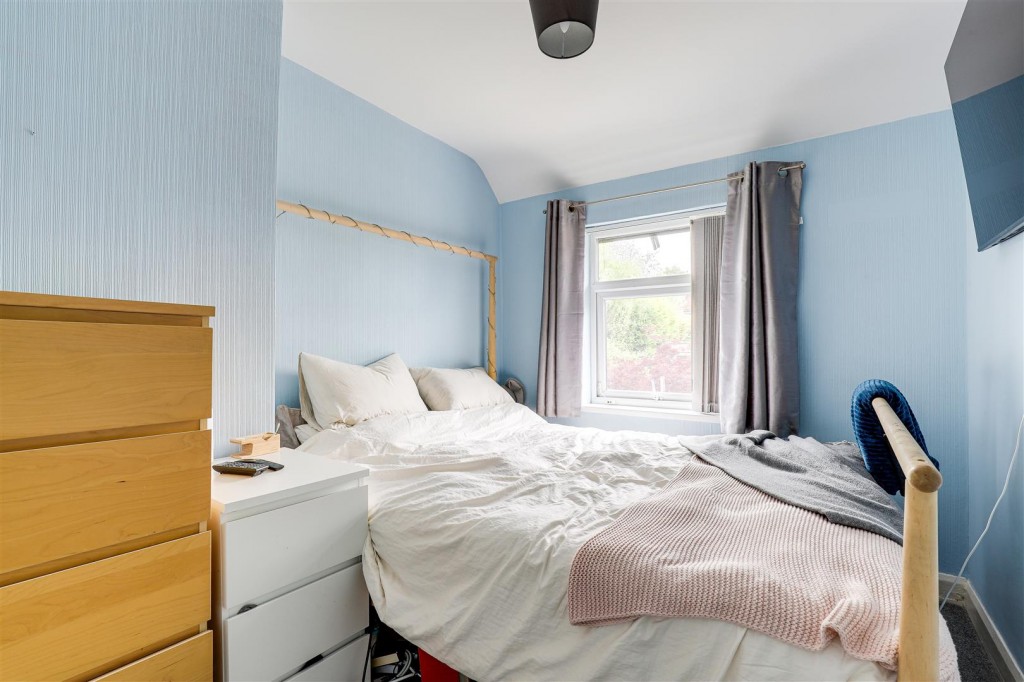 Windmill Grove, Hucknall, Nottinghamshire, NG15 7GJ