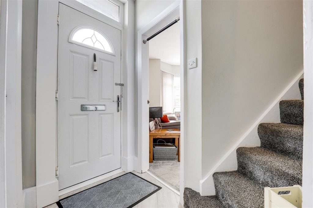 Windmill Grove, Hucknall, Nottinghamshire, NG15 7GJ
