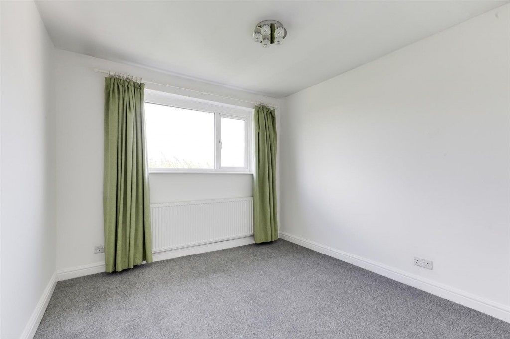 Rufford Avenue, Gedling, Nottinghamshire, NG4 4FS