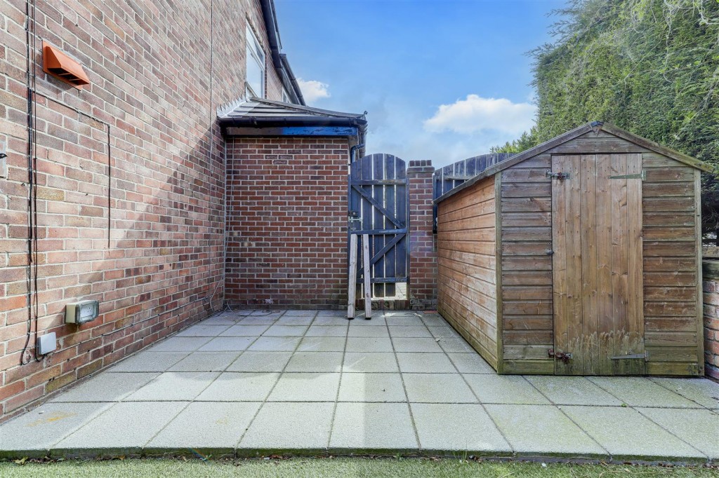 Rufford Avenue, Gedling, Nottinghamshire, NG4 4FS