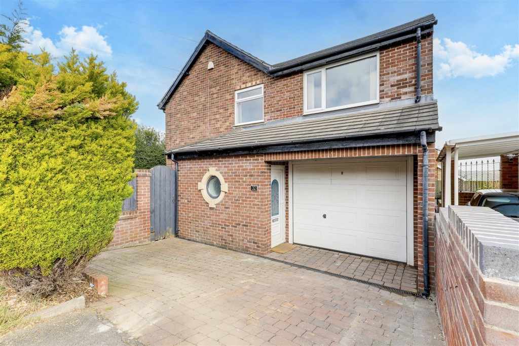 Rufford Avenue, Gedling, Nottinghamshire, NG4 4FS