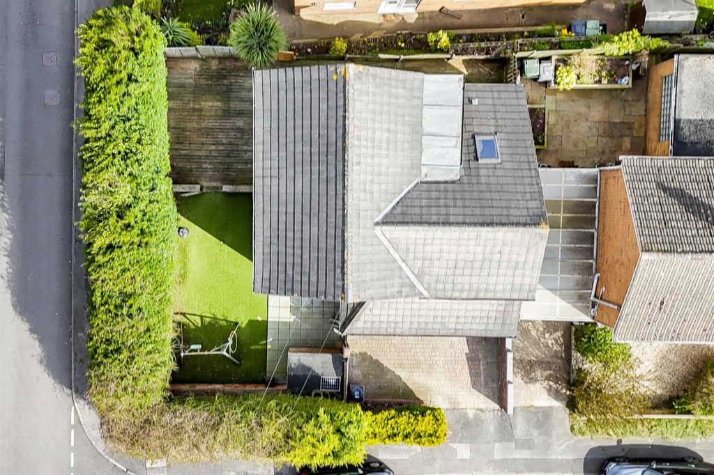 Rufford Avenue, Gedling, Nottinghamshire, NG4 4FS