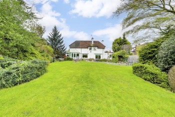 Hallfields, Edwalton, Nottinghamshire, NG12 4AA